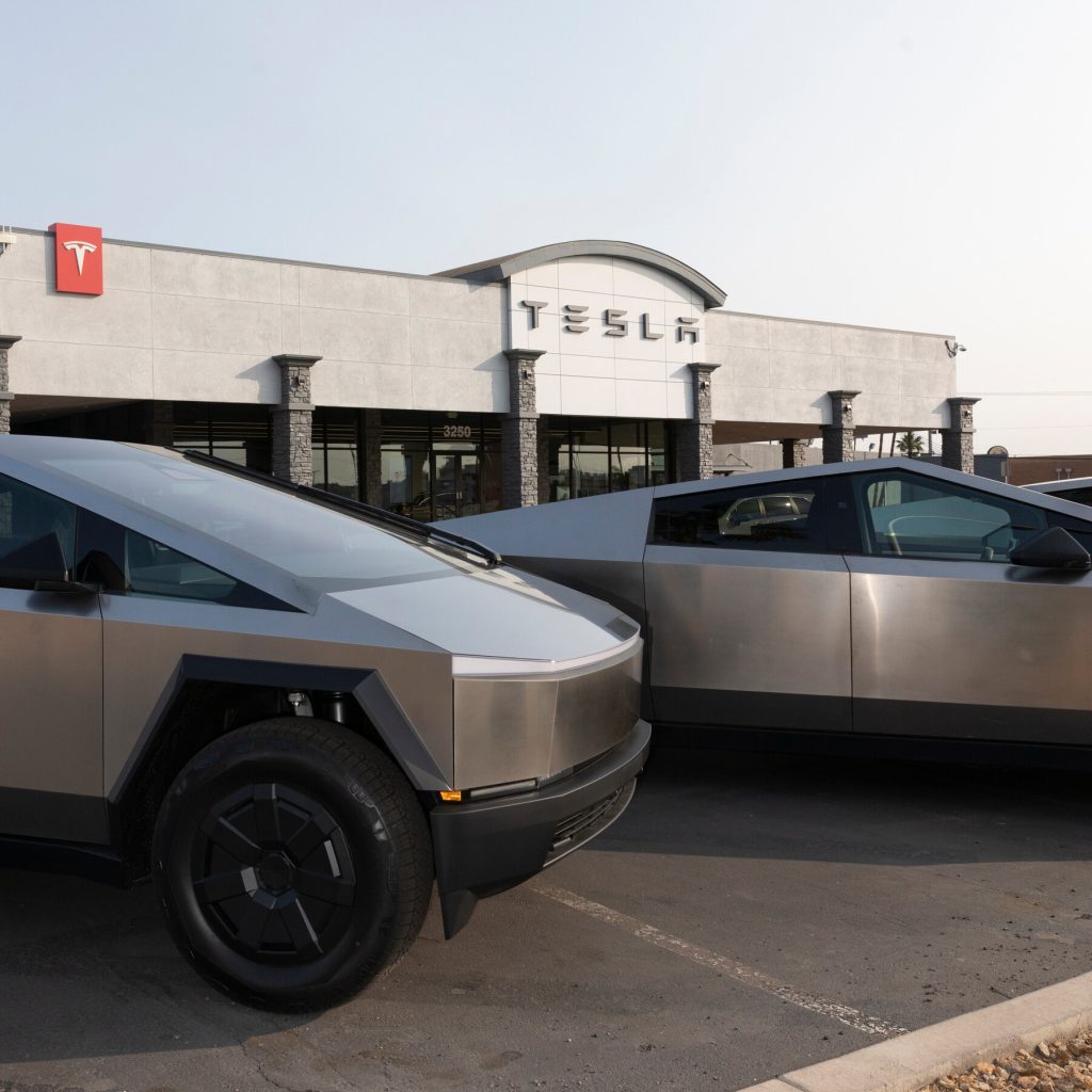 The Trump-Elon Musk Feud Creates More Problems for Tesla