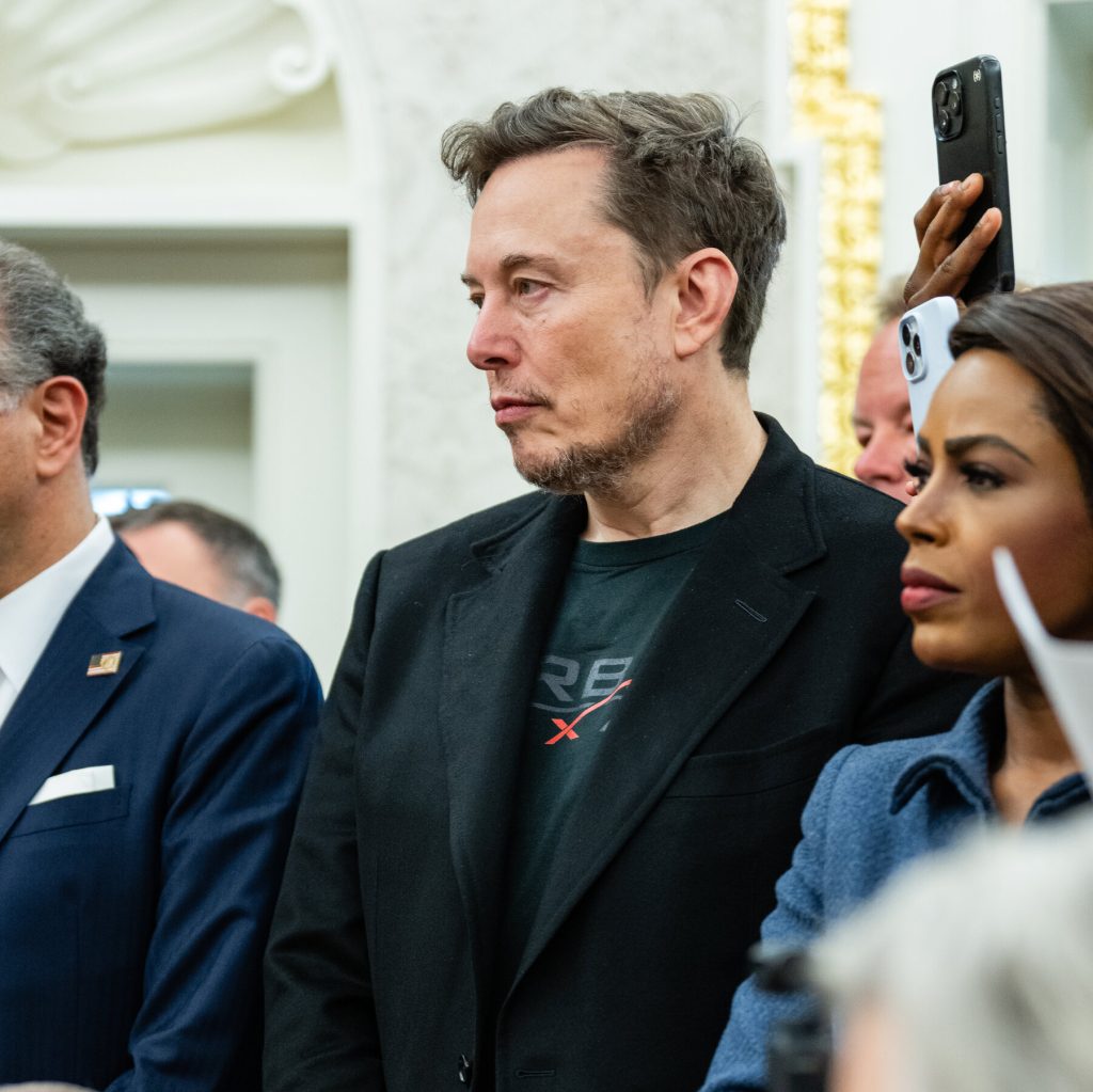 Differences Over Policy Bill Reignite the Trump-Musk Feud